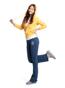 Girls' Generation (SNSD) в тряпках SPAO.
