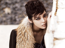 Park Si-Yeon.