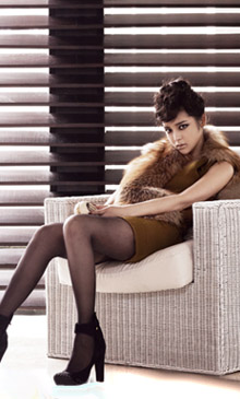 Park Si-Yeon.