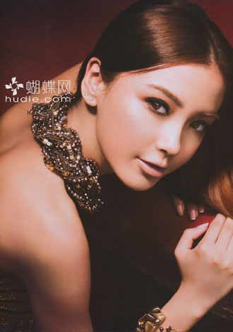Angelababy для Vidal Sassoon.