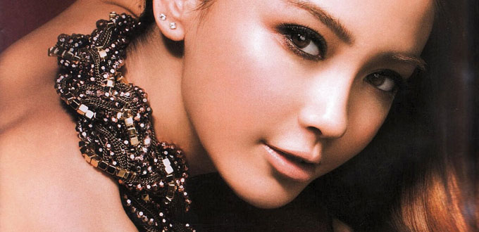 Angelababy для Vidal Sassoon.