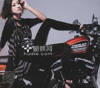 Yu Yamada в Glamorous.