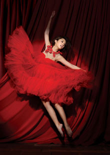 Новые танцы Rainie Yang.