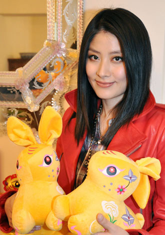 Kelly Chen и новогоднее кролиководство.